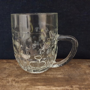 Antique Reusable Class Clear Color Fancy Glass Juice Wine Milk Embossed Cup  - China Transparent Mug Glass and Glass Cup price