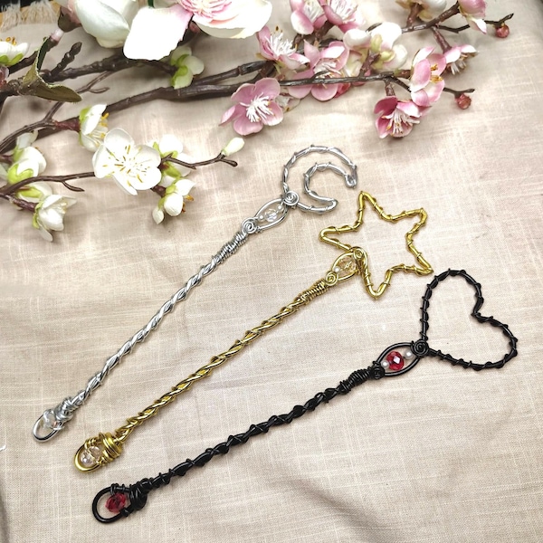 Handmade Mini Bubble Wand, Moon Star Heart Wire, Fairy Party Favor, Wedding Accent
