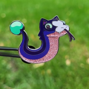 The Owl House Inspired Luz&#39;s Palisman Stringbean Snake Snakeshifter 1.5 Inch Hard Enamel Glitter Pin