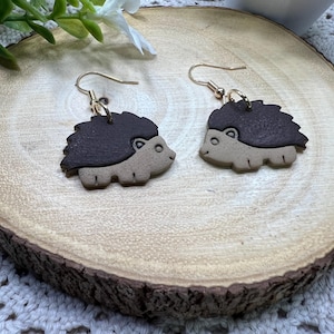 Handgemachte Igel Ohrringe aus Polymer Clay - Niedliche Waldtier Schmuck
