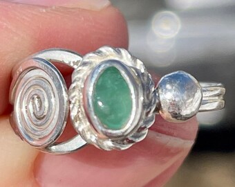 Colombian Emerald in Silver Ring 7.5