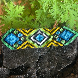 Handgemachtes kolumbianisches Perlenarmband