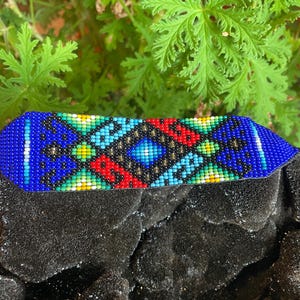 Handgemachtes kolumbianisches Perlenarmband