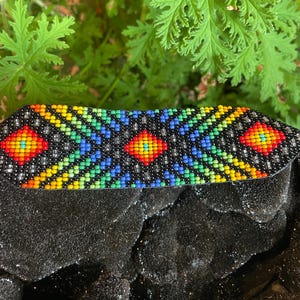 Handgemachtes kolumbianisches Perlenarmband