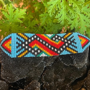 Handgemachtes kolumbianisches Perlenarmband