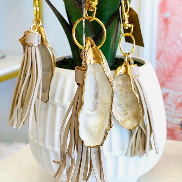 Oyster Shell  Tassel Keychain