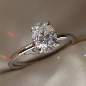 Oval Engagement Ring 14k Solid Gold Moissanite Solitaire Ring for Women Simple Moissanite Band Oval Cut Diamond Proposal Ring for Her Gift