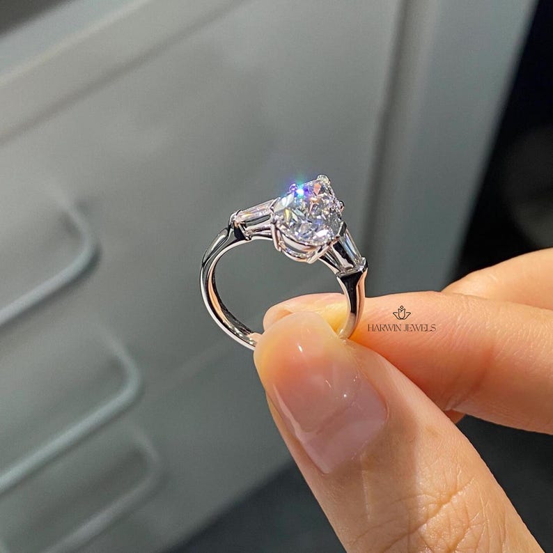 Pear Cut Moissanite Engagement Ring, Tapered Baguette Side Stones - Etsy