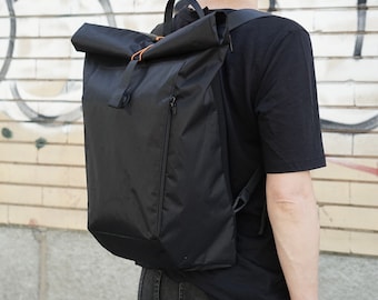 Sac à dos X-Pac léger et imperméable - Sac de transport à roulettes, fait main en Italie, sac à dos Techwear, adapté aux vélos, sac Techwear, sac à dos noir