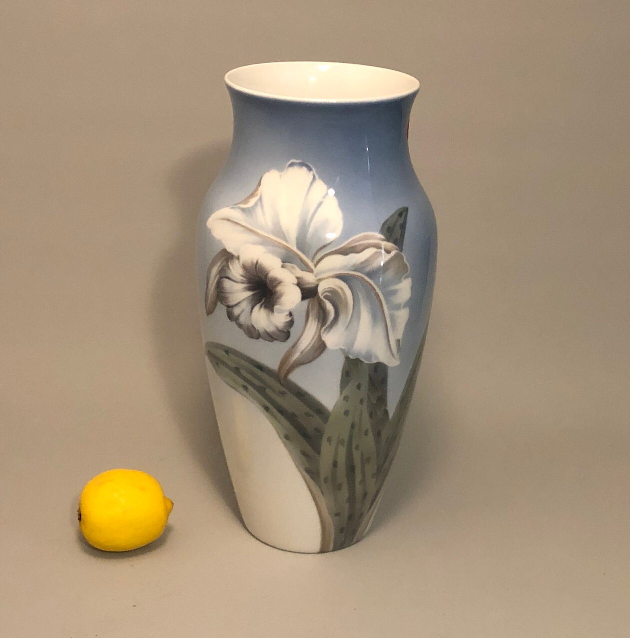 ロイヤルコペンハーゲン ブルーミングカクタス ラージ花瓶 - 2640