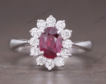Ruby Ring, Oval Ruby Engagement Ring, July Birthstone, Dainty Promise Ring Gift for Her, Ruby Engagement Ring, Ruby wedding Ring