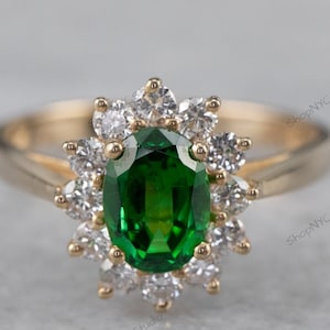 Natural Tsavorite Garnet 14K Solid Yellow Gold Ring, Tsavorite Garnet Halo Ring, Promise Ring, January Birthstone, Gift For Her, Floral Ring