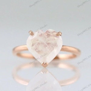 Anillo de piedra lunar con forma de corazón, anillo sencillo, anillo de corazón, anillo llamativo, anillo de promesa, anillos para mujer, anillo de plata esterlina, anillo de compromiso
