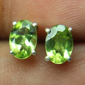 Peridot Stud Earring / Peridot Oval Earrings / Women Earrings / Stud Earrings / Solitaire Earring / Simple Silver Earring / Gift For Her