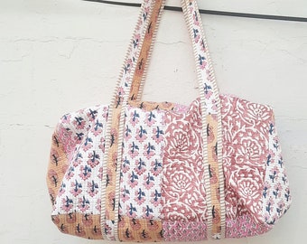 Grandes bolsas de viagem de algodão acolchoado com remendos, tecido estampado, bolsas de fim de semana para mulheres, presentes de Natal, bolsas de viagem coloridas feitas à mão para pernoite
