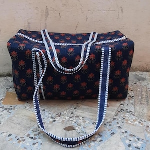 Large Cotton Quilted Block Printed Overnight Bags, Handmade Quilted Fabric Weekender  Duffle Bag, Hand Luggage Bag, Women&#39;s Personal Bags