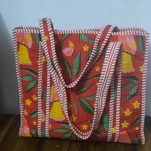 Indische gesteppte große Einkaufstasche Lebensmittelgeschäft Einkaufen Damentasche Handblock Baumwolle handgefertigt Bunte Reise Overnight Taschen, gesteppte Strandtasche