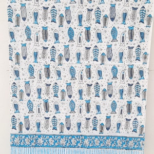 Sarong in cotone con stampa pesce blu: pareo da spiaggia leggero e lungo