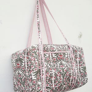 Large Cotton Quilted Duffle Bags, Handmade Quilted Fabric Duffle Bag, Block Printed Overnight Bags, Hand Luggage Bag, Womens Travel bags