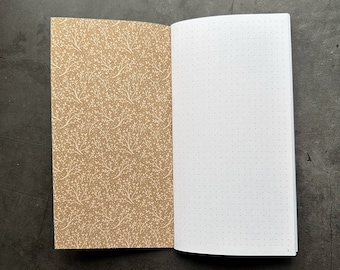 Traveler's Notebook – Regular/standard size – Dotted Numbered 5 mm grid booklet insert refill