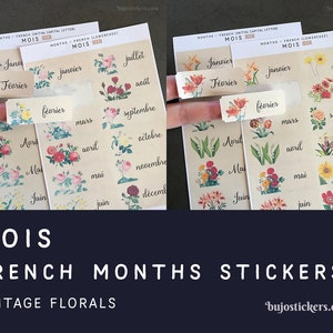 Mois français. Monatsaufkleber in französischer Sprache mit Vintage-Blumen. Für Bullet Journal, Bujo, Kalender, Planer etc. bujostickers.com