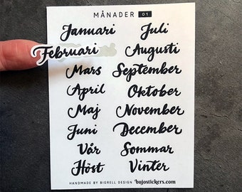 Månader/Months – Svenska/Swedish. Hand lettered stickers Januari-December. For bullet journal, planner, calendar etc. bujostickers.com 01