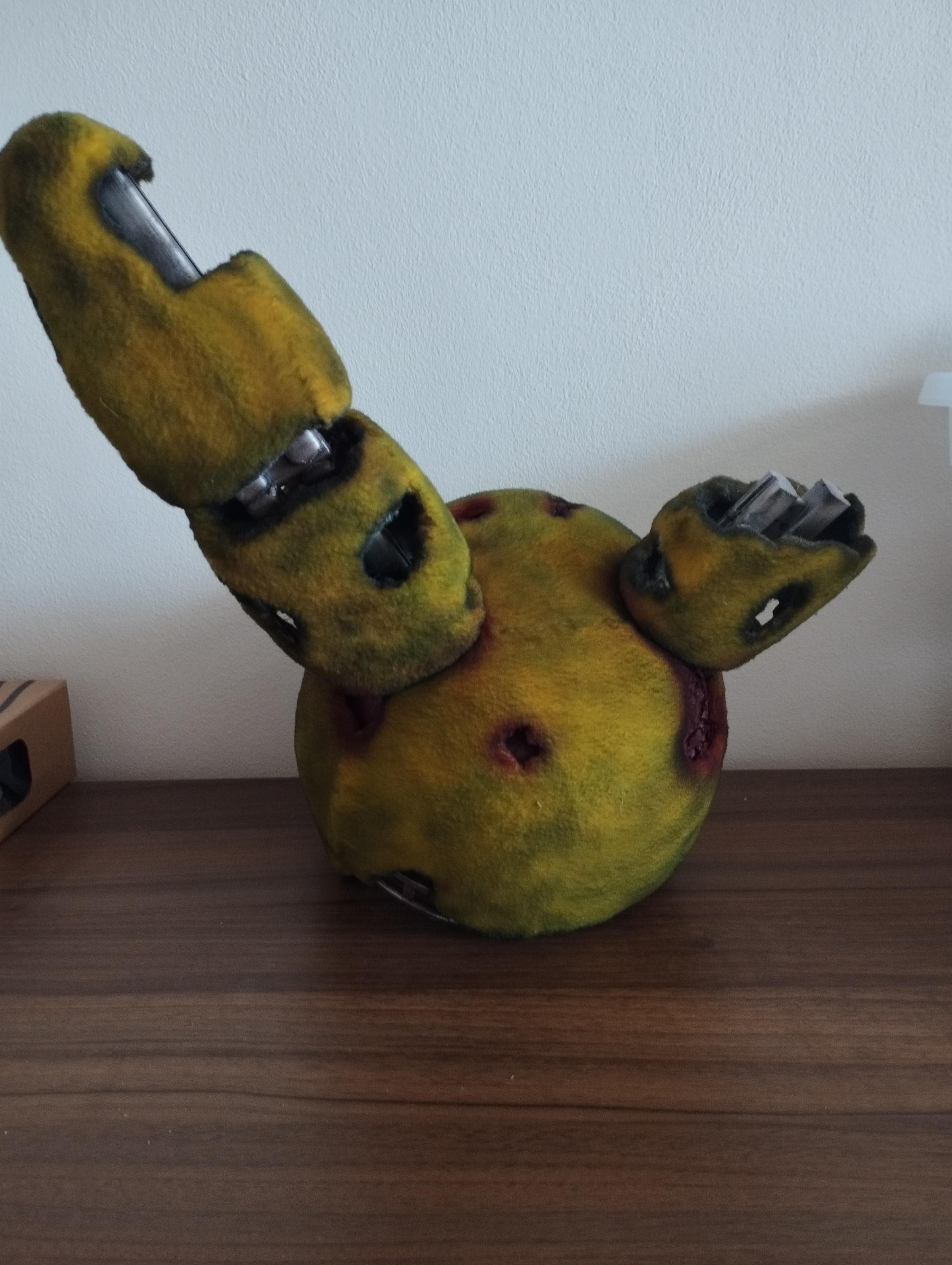 限定セール中‼️FNAF スプリングトラップ コスプレヘルメット FNAF 3 スプリングトラップのコスプレ、ついに完成‼️ : r