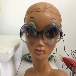 Sunglasses Balenciaga 70s