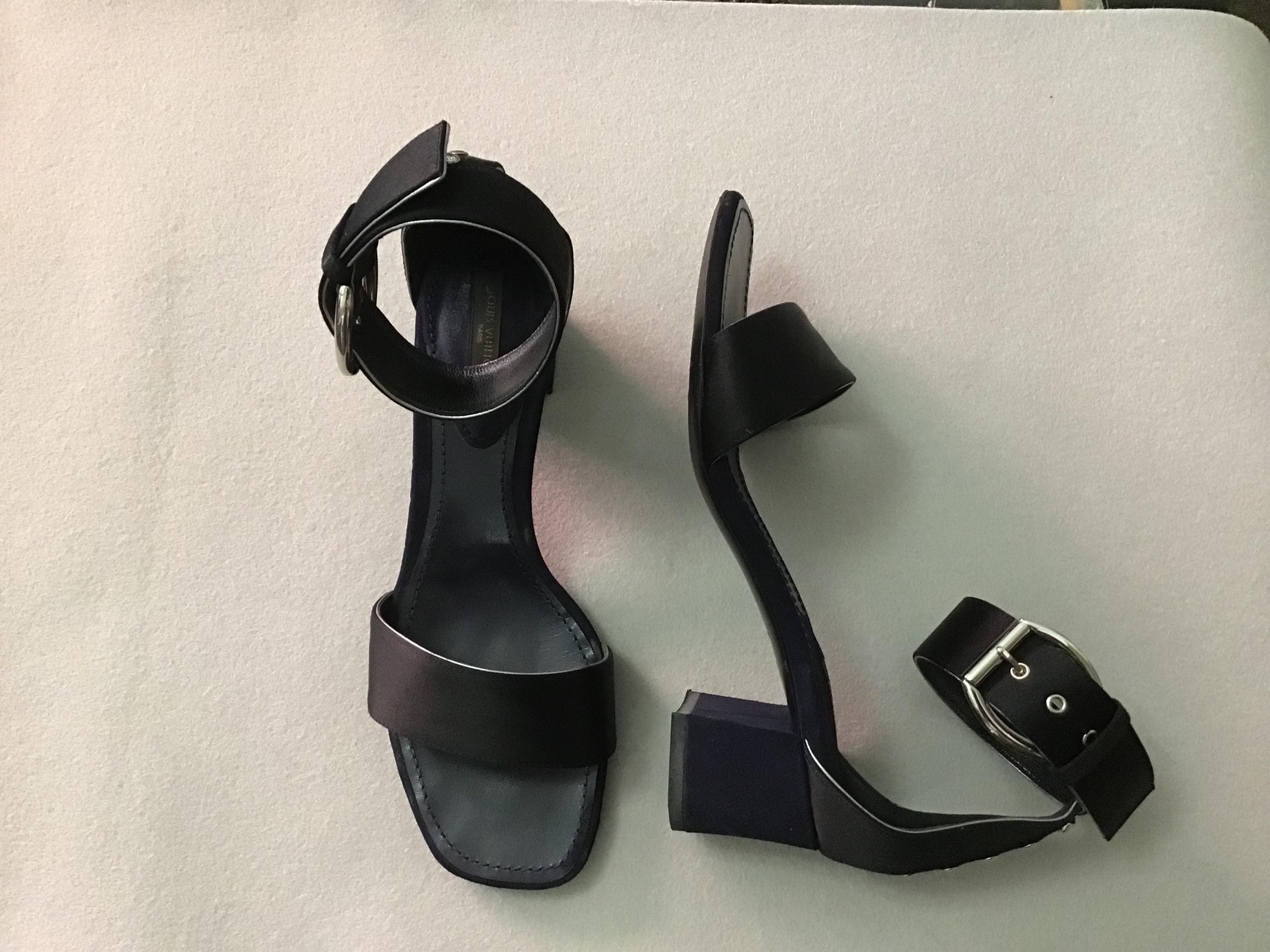 送料無料　クロエ　コルクサンダル 〜Chloé Camille ♡新品未使用♡ Chloe 美品 クロエ カミーユ レザー コルクウエッジソール