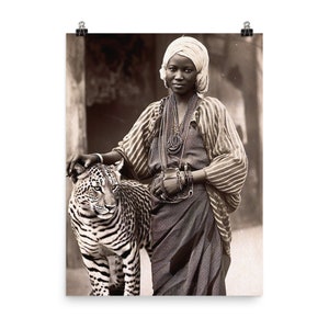 African Queen Beautiful African Queen Woman 1950s Africa Photo Black And White Museum-quality Print Active