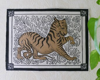 Linogravure impression 2 couleurs papier fait main Tigre médiéval déco ornementale / Artprint linocut stampato a mano decorazione della parete tatuaggio tigre