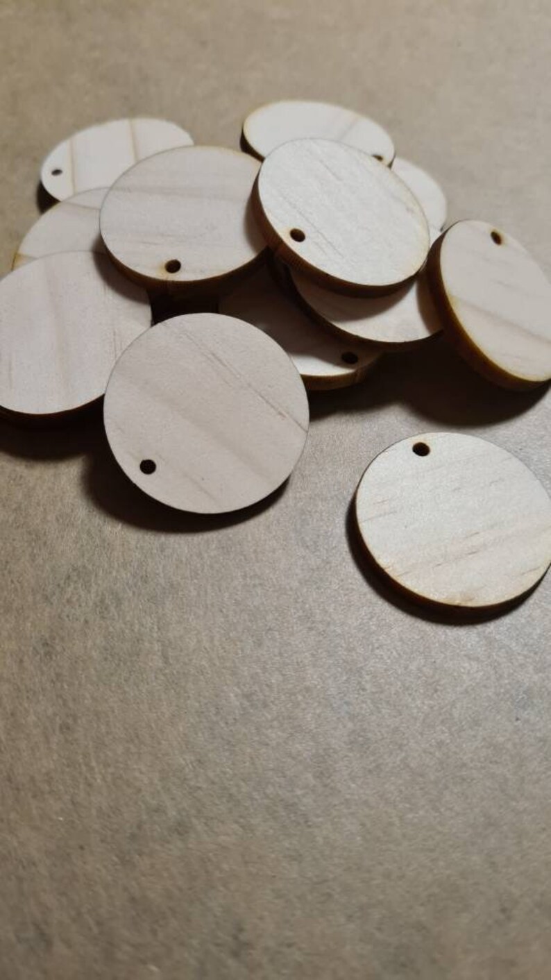 Timber Wood Base Disc Circle Round Shape With Hole 3mm Thick 20mm to ...