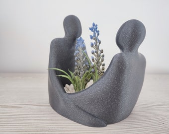 Eternal Hug: Planter that celebrates love and connection. Hugging couple decoration design / Succulent / Home / Garden