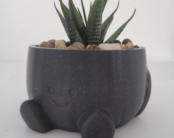 Planter with happy arms and legs - Pot with happy face - Home and garden decoration - Indoor and outdoor plants