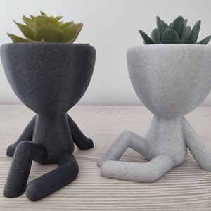 Sitting people planter - Indoor flower pot - Home decor - Plant pot for cactus and succulent - Unique pot - Cute planter