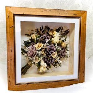 Bouquet preservation small frame , bouquet preservation, wedding flower preservation, funeral flower preservation, wedding gift