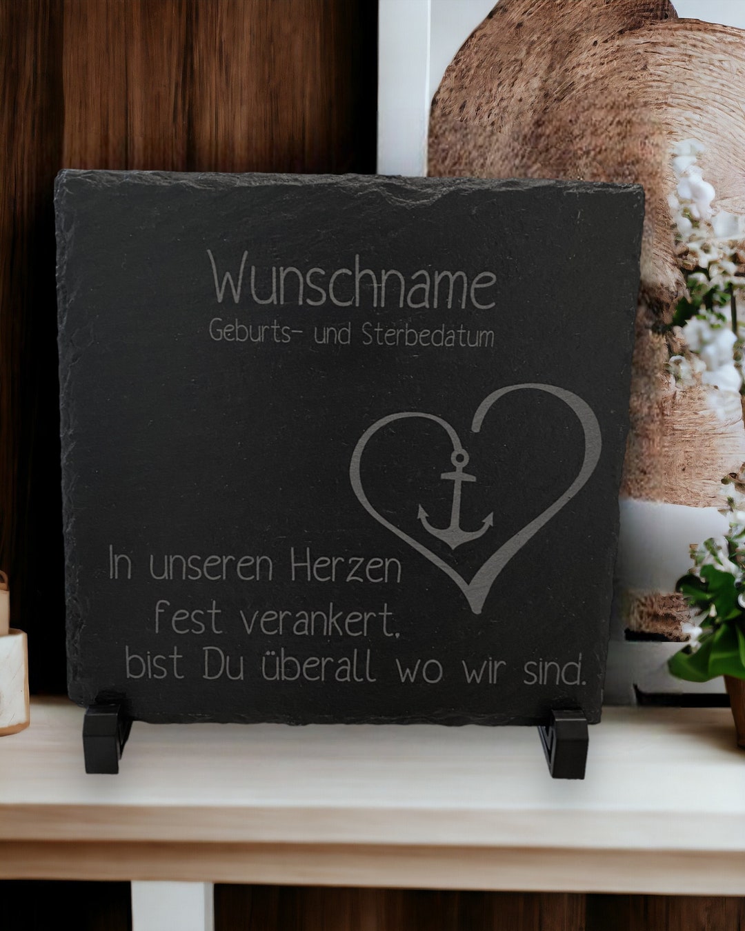 Gravierte Schiefertafel fürs Grab mit Wunschpersonalisierung
