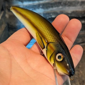 6-1/2&quot; (165mm) Wooden Minnow Jerkbait Fishing Lure for Musky, Pike and Monster Walleye (Price includes Tariffs for US shoppers)