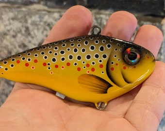 3-3/4" (95mm) Wooden Brown Trout Lipless Fishing Lure for Pike, Walleye and Bass
