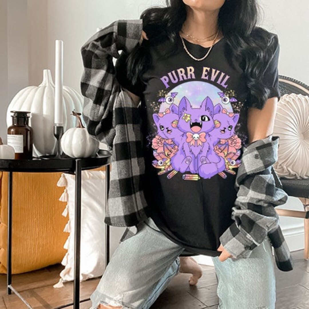  Japanese Anime Girl Punk EVIL Shirt - Pastel menhera Sweatshirt  : Clothing, Shoes & Jewelry