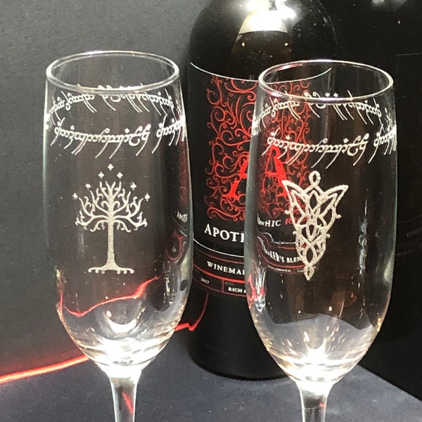 One Ring | Elvish Glasses | Rings Wedding Theme | Wedding Ideas | LOTR Gift | Rings Gift | Champagne Glasses | Toasting Flutes Glass