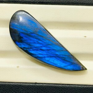 40x15x7mm Natural Blue Flashy Labradorite Cabochon Gemstone ! Loose Labradorite Jewelry Making Gemstone ! Polished Gemstone - 32 Cts
