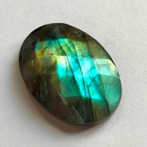 27 Carat Green Flashy Faceted Labradorite Gemstone - Natural Labradorite Cut Stone Cabochon - Loose Gemstone - Jewelry Making 26x18x7 MM