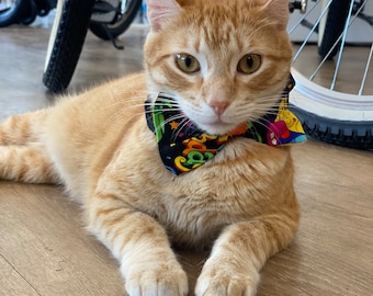 Cat Collar Bow Tie Fun Print
