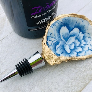 Oyster Shell Wine Stopper--Blue and White Chinoiserie