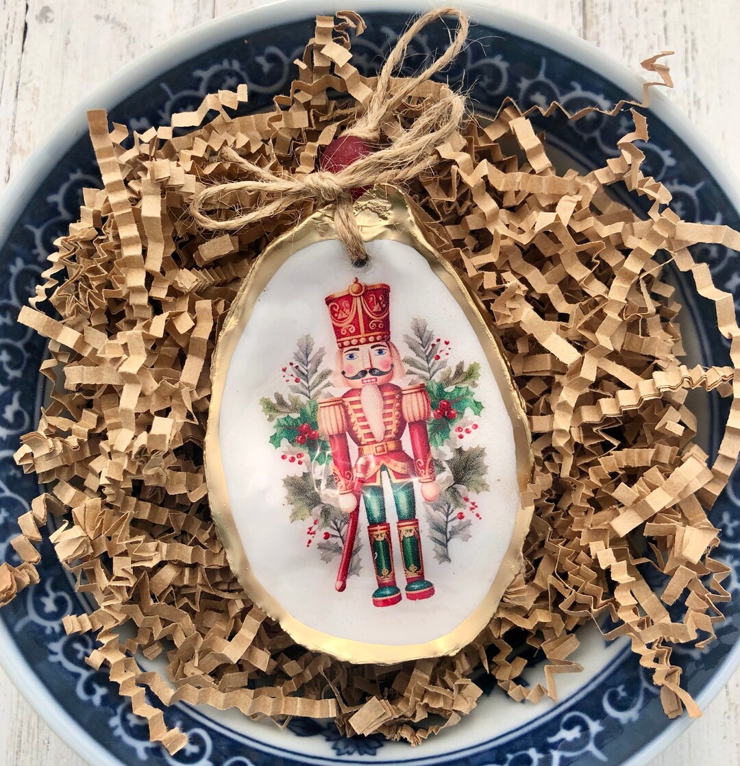 Nutcracker Oyster Shells main image 1