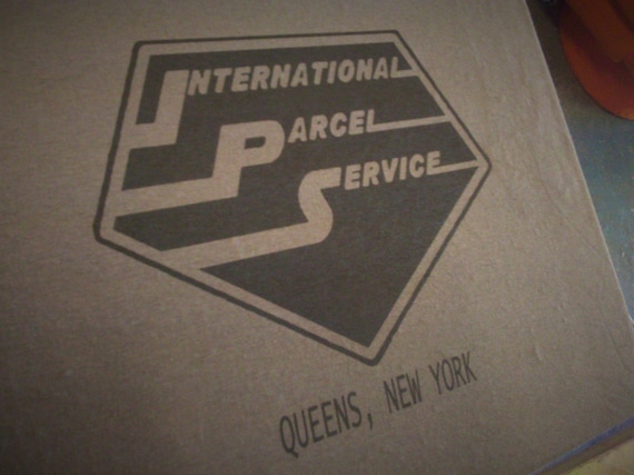 IPS King of QUEENS Inspired Graphic Tee 