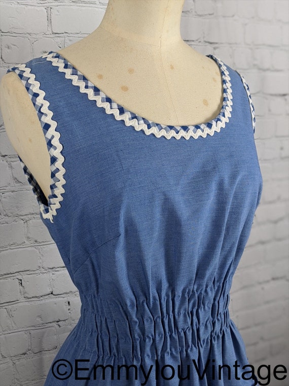 Adorable 1940s/1950s Elastic Waist House Dress