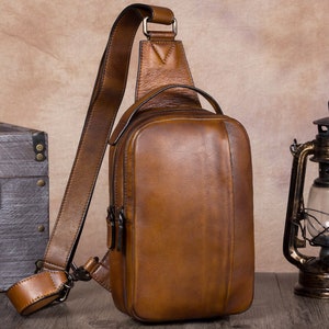 Genuine Leather Sling Bag for Men Crossbody Hiking Daypack Vintage Handmade Chest Shoulder Backpack Motorcycle Daypack Personalization Purse