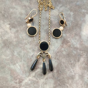 Vintage nostalgic gold and black 9ct necklace and earring set